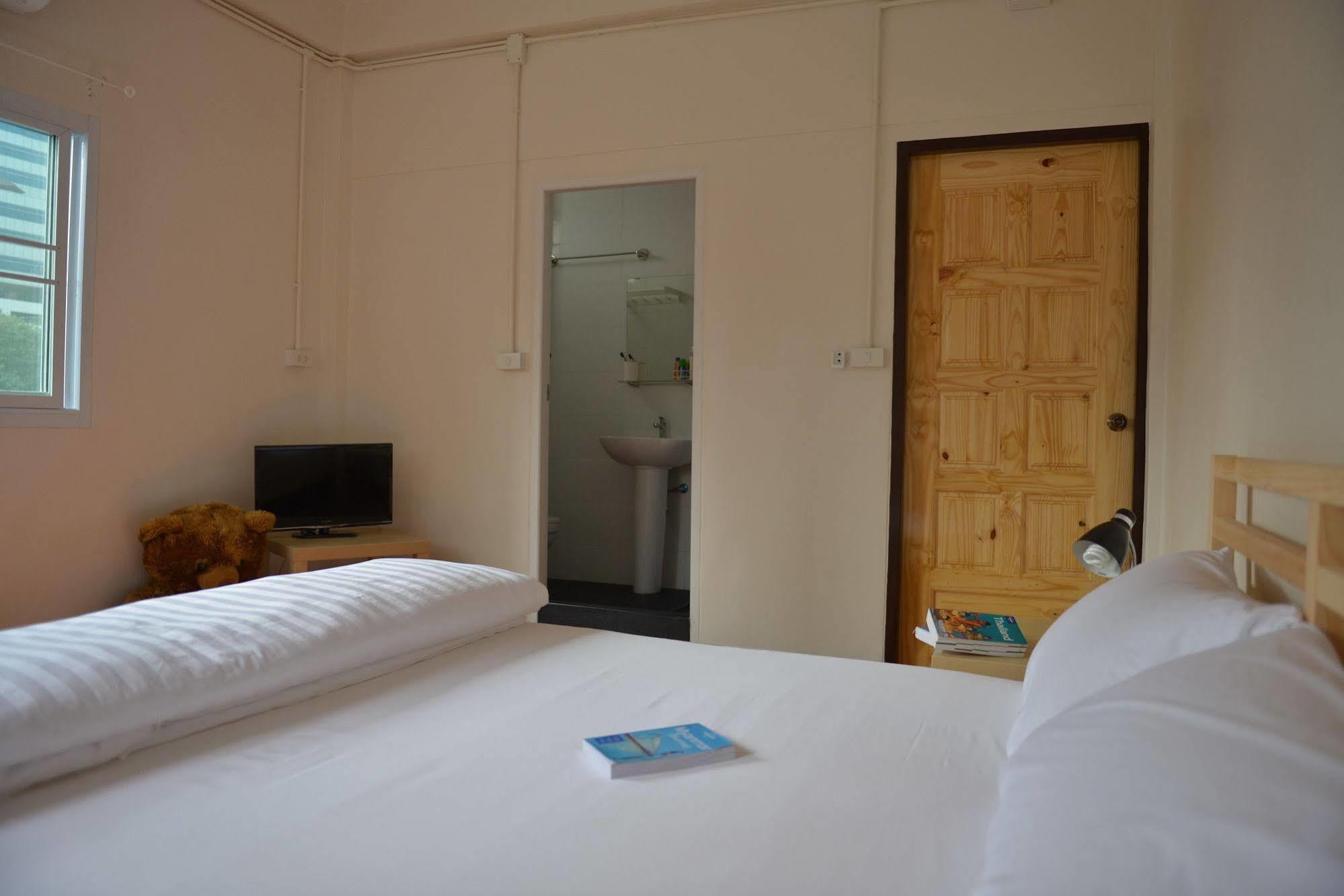 בנגקוק Panpan Hostel מראה חיצוני תמונה